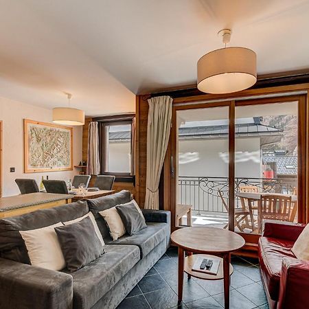 Apartment Le Paradis 2 - Alpes Travel - Central Chamonix Bagian luar foto