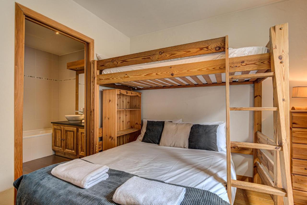 Apartment Le Paradis 2 - Alpes Travel - Central Chamonix Bagian luar foto