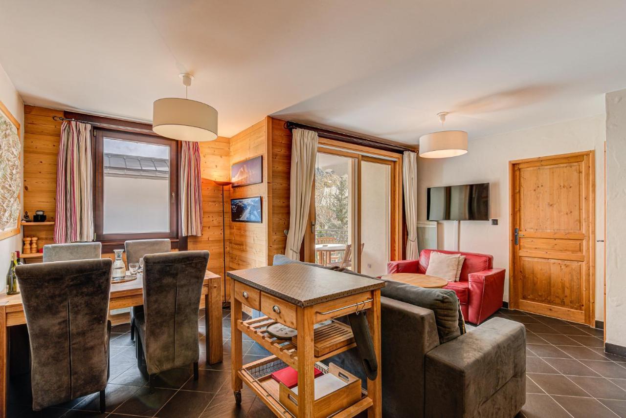 Apartment Le Paradis 2 - Alpes Travel - Central Chamonix Bagian luar foto