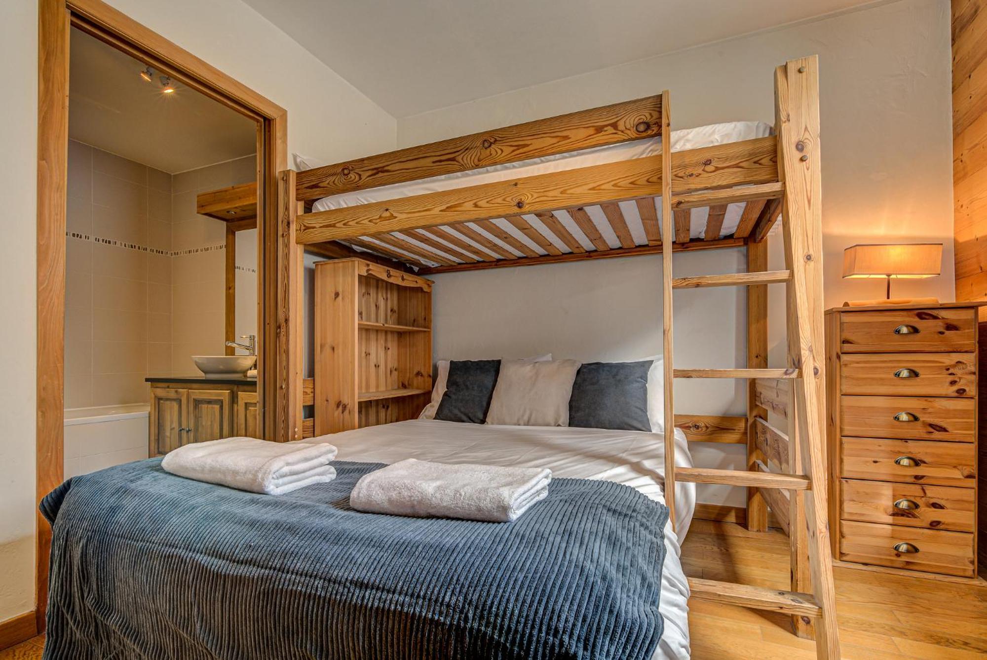 Apartment Le Paradis 2 - Alpes Travel - Central Chamonix Bagian luar foto
